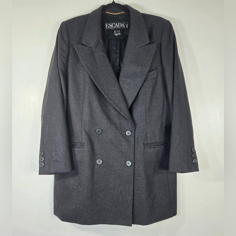 VINTAGE ESCADA MARGARETHA LEY 100% CASHMERE DOUBLE BREASTED BLAZER COAT.